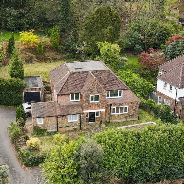 Builders Oxted {{brizy_dc_image_alt imageSrc=
